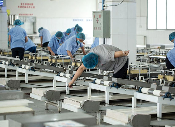用技術(shù)贏得市場、以服務(wù)贏得客戶、用誠信贏得口碑